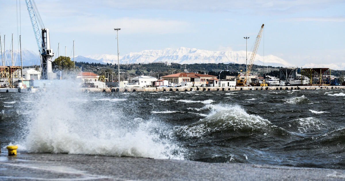 Weather today: At 34 degrees the temperature in Attica – North in southern Crete up to 8 beaufort