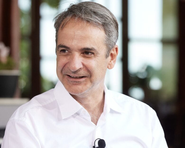 Ραντεβού στην ΔΕΘ «για καλές ειδήσεις» δίνει ο Μητσοτάκης  στα 3 δισ. το καλάθι  πώς ο Καμμένος άδειασε Τσίπρα για Παυλόπουλο  το παρασκήνιο με Αβραμόπουλο  τι είπαν Μητσοτάκης – Χαρδαλιάς στην Δραπετσώνα  τι γίνεται με Πατούλη;