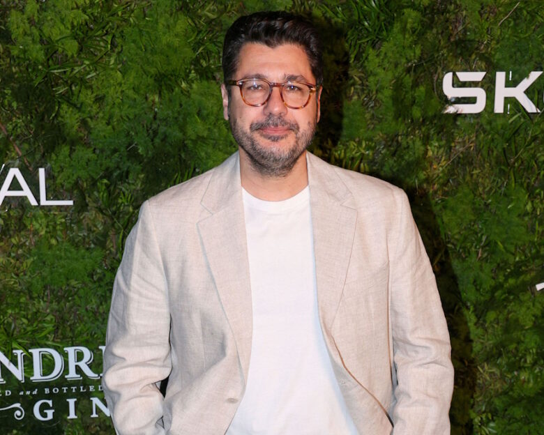 Λάμπρος Κωνσταντάρας για Ιωάννα Τούνη: «Όταν δίνεις τροφή στον κάθε περίεργο στα social, αυτό δεν λέγεται “προστασία” παιδιού»