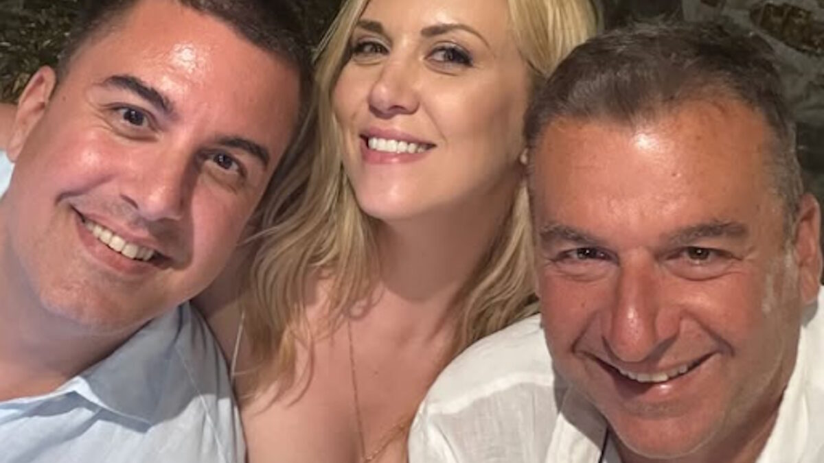 Ο Πάνος Κατσαρίδης, η Φωτεινή Πετρογιάννη και ο Γιώργος Λιάγκας