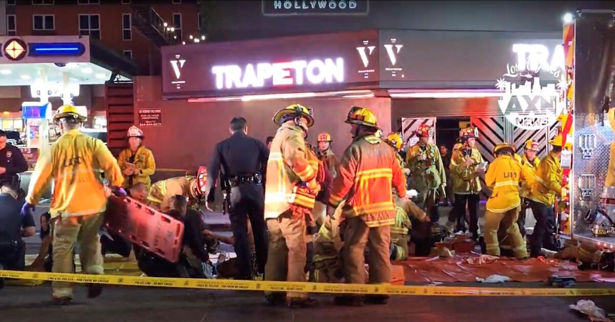 Los Angeles: car hit pedestrians out of clubs – at 30 wounded 7 of whom