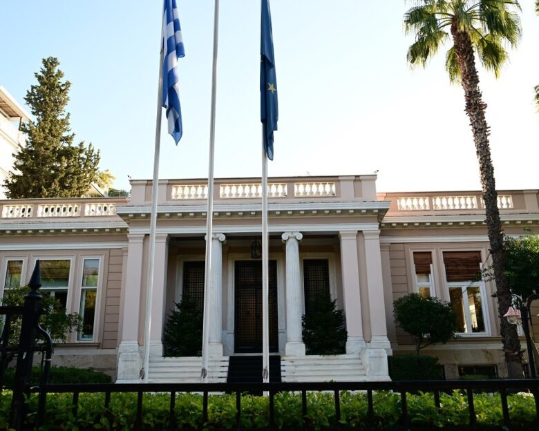 Σκάνδαλο ΟΠΕΚΕΠΕ: Τι «ζυγίζει» η κυβέρνηση για Βορίδη και Αυγενάκη – Το e-mail Σημανδράκου και η δεύτερη δικογραφία