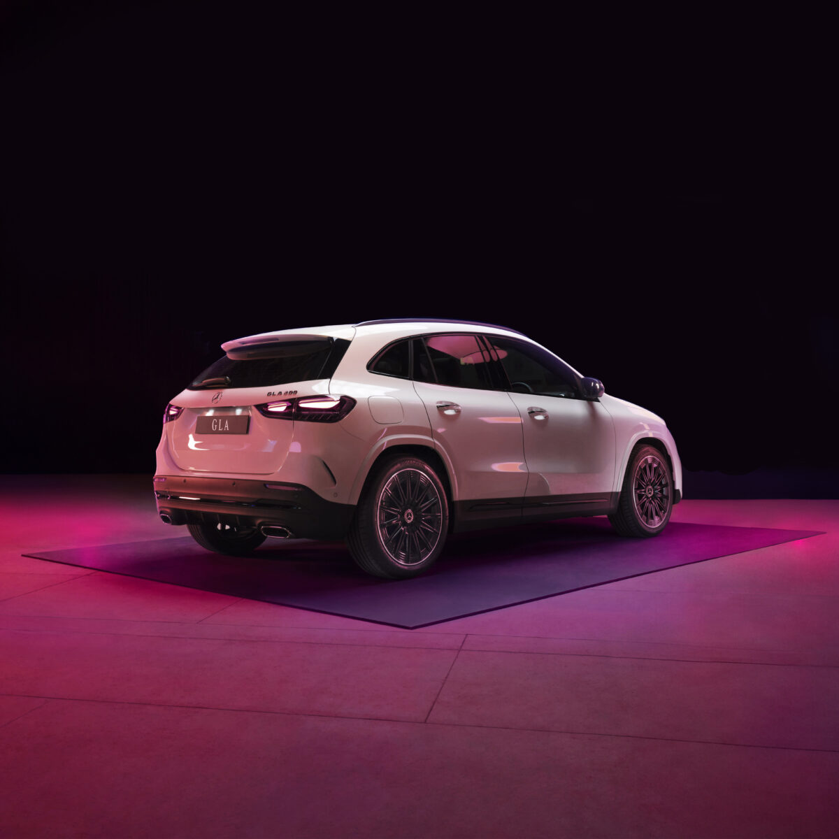 mercedes-benz-gla