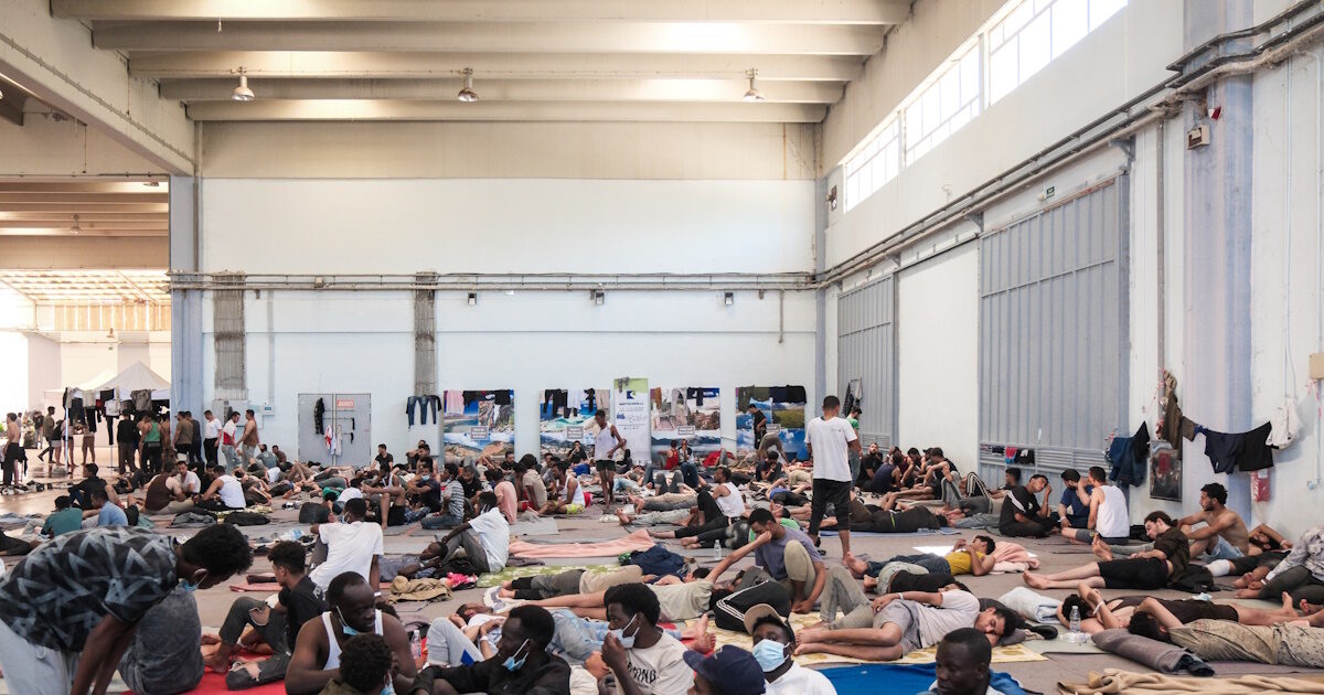 Crete: Create three temporary residence sites – ‘no’ to closed structure