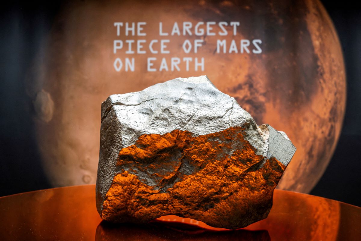 The meteorite by Mars