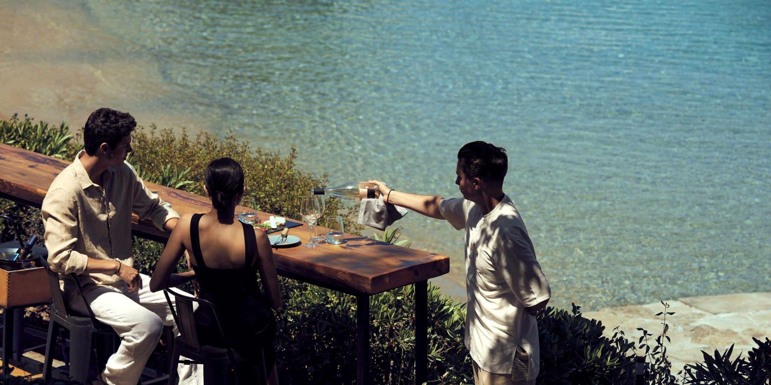 Minos Beach Art Hotel: Όταν η Αθηναϊκή γαστρονομία ταξιδεύει στην Κρήτη