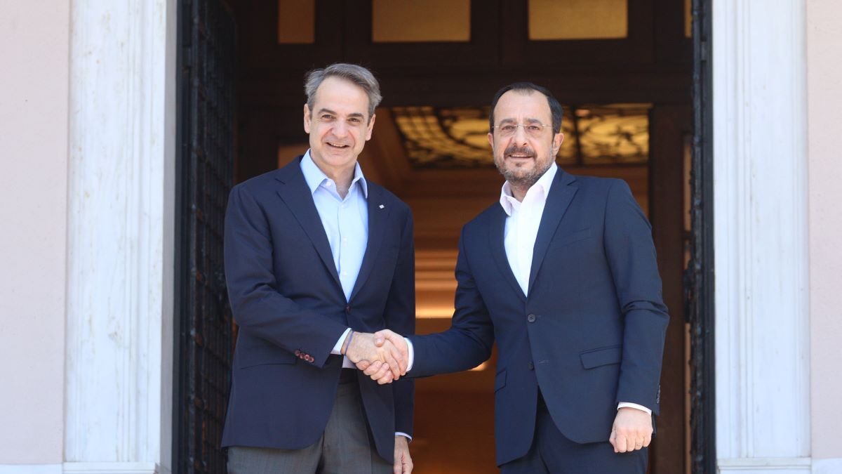 Ο Κυριάκος Μητσοτάκης με τον Νίκο Χριστοδουλίδη