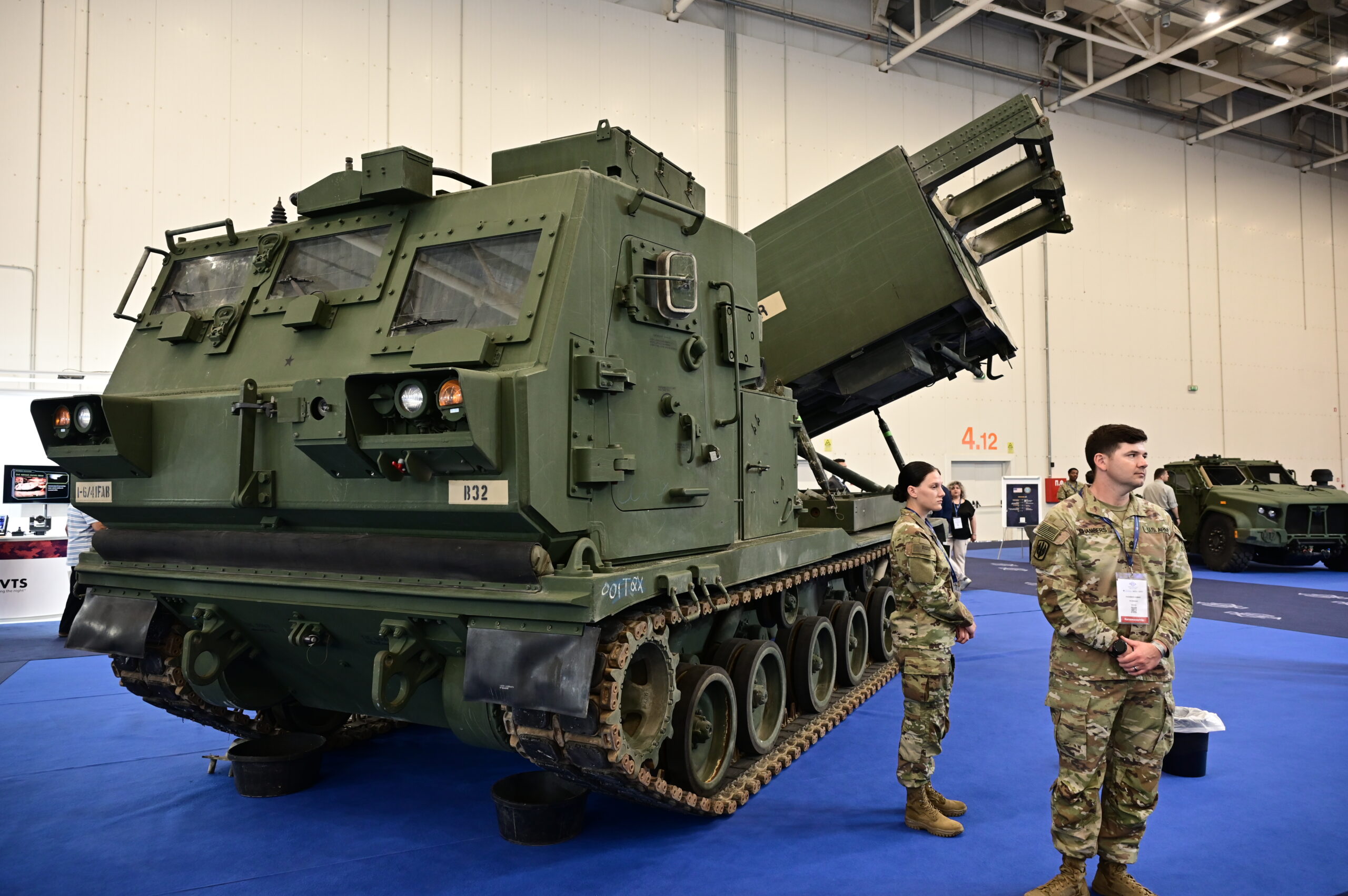 Στρατός Ξηράς - ΠΕΠ τύπου (MLRS) M270