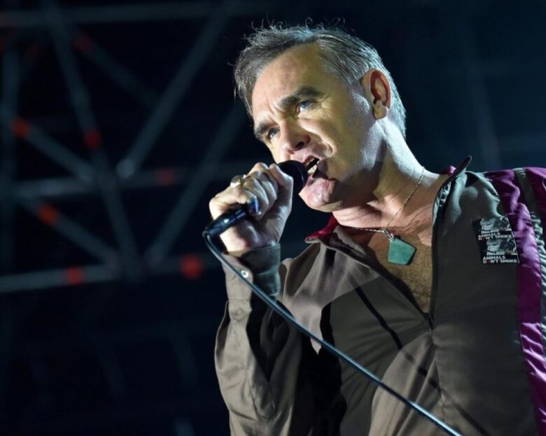 Release Athens 2025: Ακυρώθηκε η συναυλία του Morrissey – Το ατύχημα που θα στερήσει τον star από τους fans του