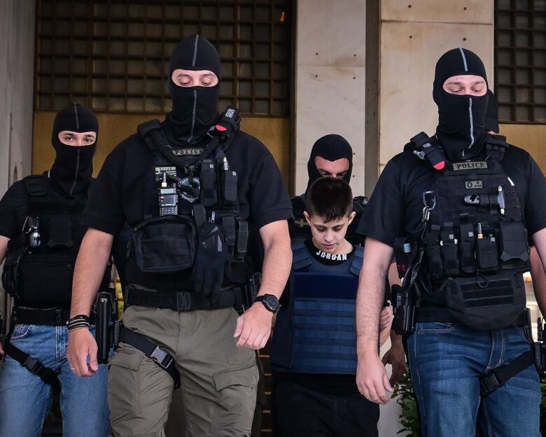 Ειρήνη Μουρτζούκου: Σε διπλανά κελιά με την Ρούλα Πισπιρίγκου και την μητέρα του 3χρονου Άγγελου – Οι πρώτες αντιδράσεις στον Κορυδαλλό