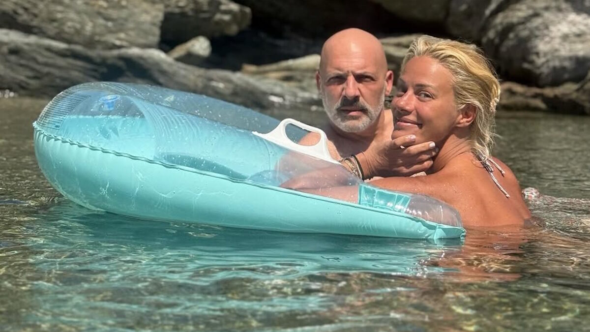 Νίκος Μουτσινάς, Ζέτα Μακρυπούλια