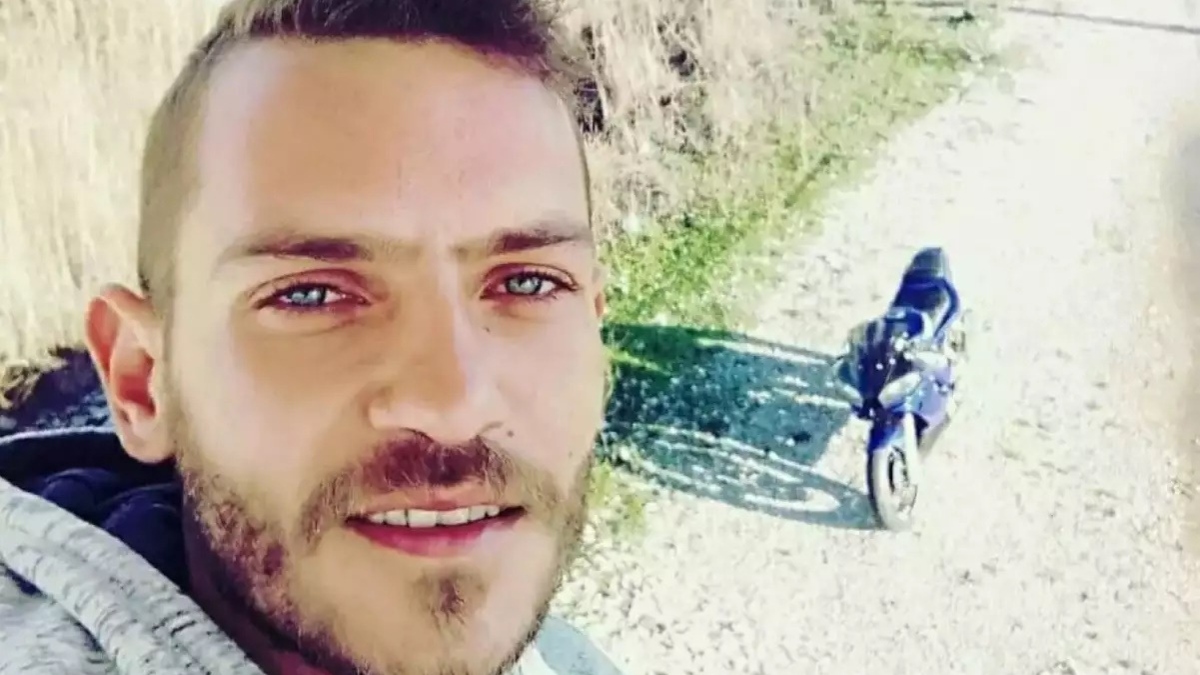Μπάμπης Κούτσικος