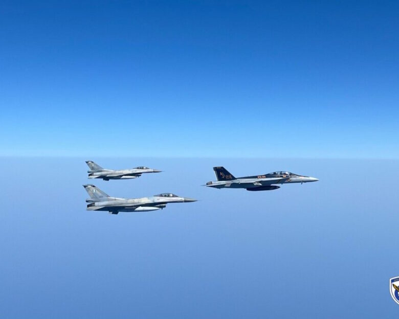 Ελληνικά μαχητικά αεροσκάφη F-16 έκλεψαν τις εντυπώσεις στην πολυεθνική αεροπορική άσκηση «Neptune Strike-2»
