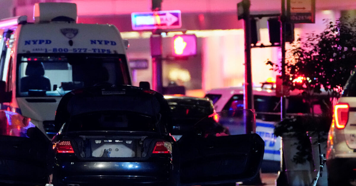 New York: armed in a skyscraper in Manhattan and killed 4 people before suicide