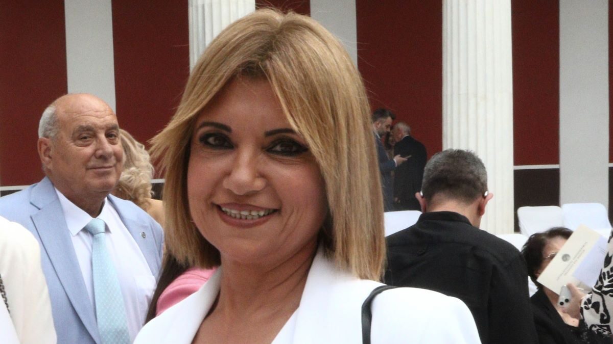 Η Νίνα Κασιμάτη