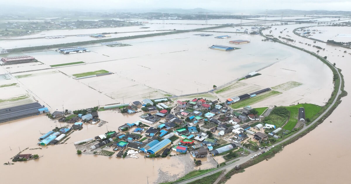 South Korea is drowned by heavy rainfall – 2 people lost their lives, over 1,000 were removed from their homes