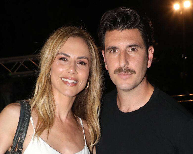 Ντορέττα Παπαδημητρίου – Γιώργος Γεροντιδάκης: Αγκαλιασμένοι και φουλ ερωτευμένοι σε νυχτερινή έξοδο