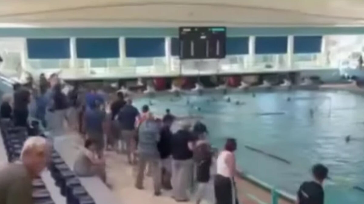 Τραμπούκισαν παιδιά 13 ετών σε αγώνα πόλο στη Χίο – Εμετικά σχόλια από τον γενικό γραμματέα του δήμου