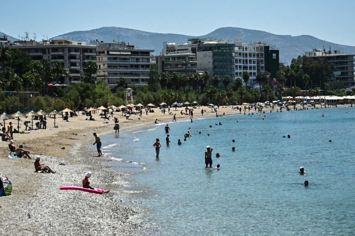 H παραλία Εδέμ στο Παλαιό Φάληρο