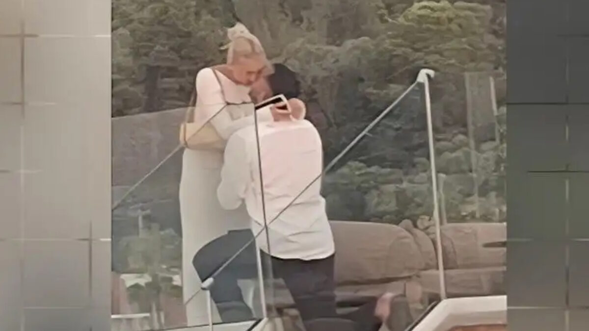 Η πρόταση γάμου του Βαγγέλη Παυλίδη στην αγαπημένη του