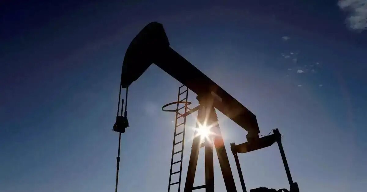 Why are experts worry about the future of oil despite the smooth picture today on the market