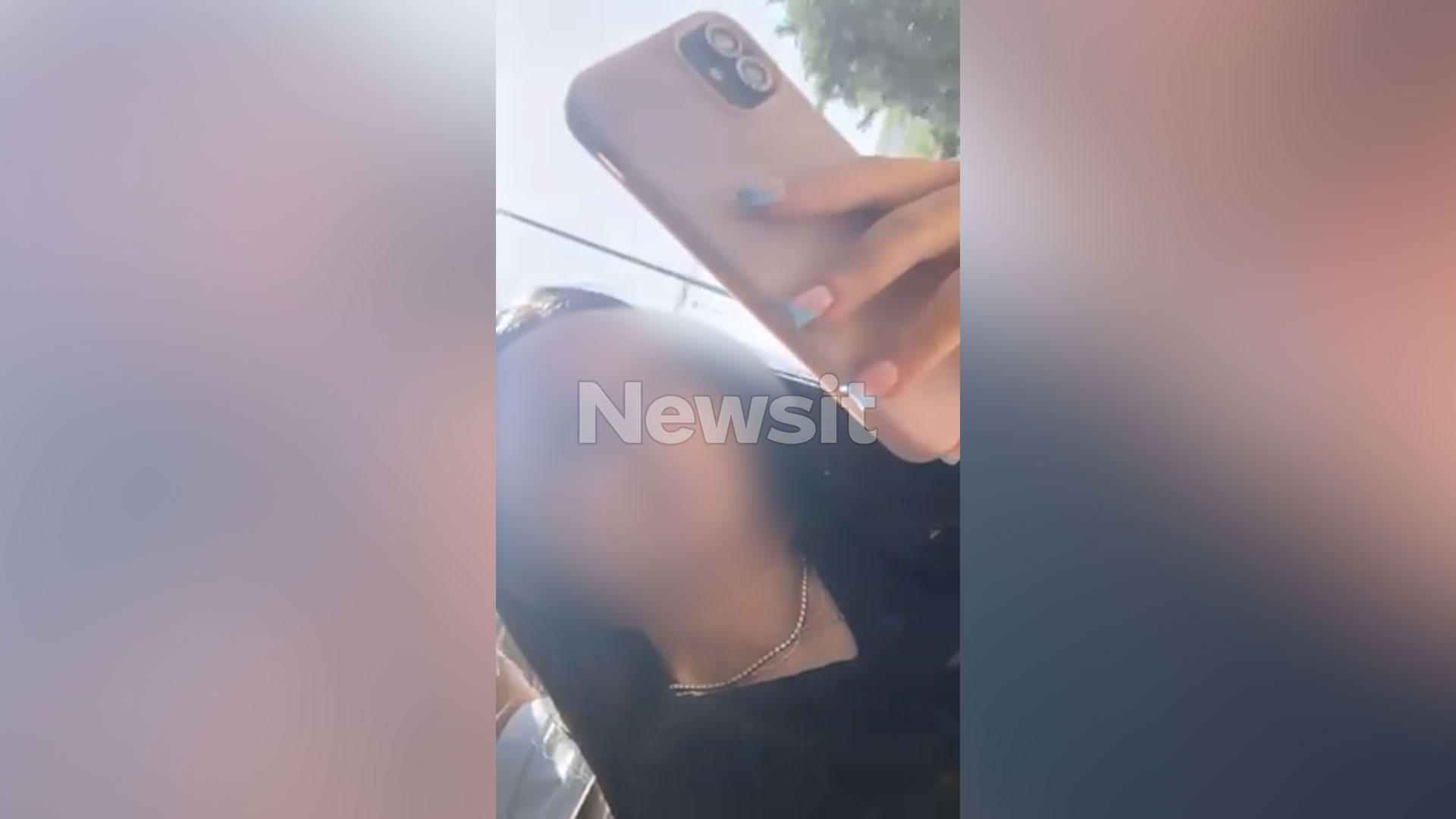 Η στιγμή της σύγκρουσης των δυο λεωφορείων στη Βούλα – Ουρλιαχτά και στιγμές πανικού – Βίντεο ντοκουμέντο