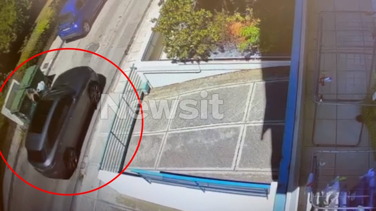 Η Porsche με την οποία παρακολουθούσαν οι δράστες τον Πολωνό καθηγητή, λίγο πριν τον δολοφονήσουν στην Αγία Παρασκευή