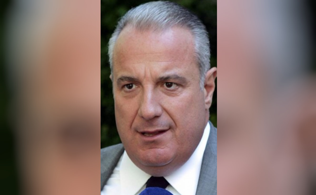 Ο Σάκης Κεχαγιόγλου