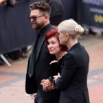 Η σύζυγος του Ozzy Osbourne, Sharon μαζί με τα δυο από τα 3 παιδιά τους, Kelly και Jack