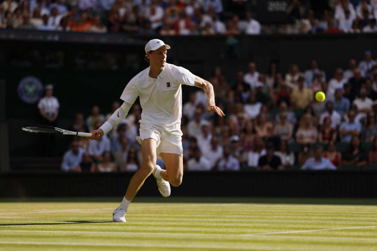 Ο Σίνερ την ώρα του τελικού στο Wimbledon