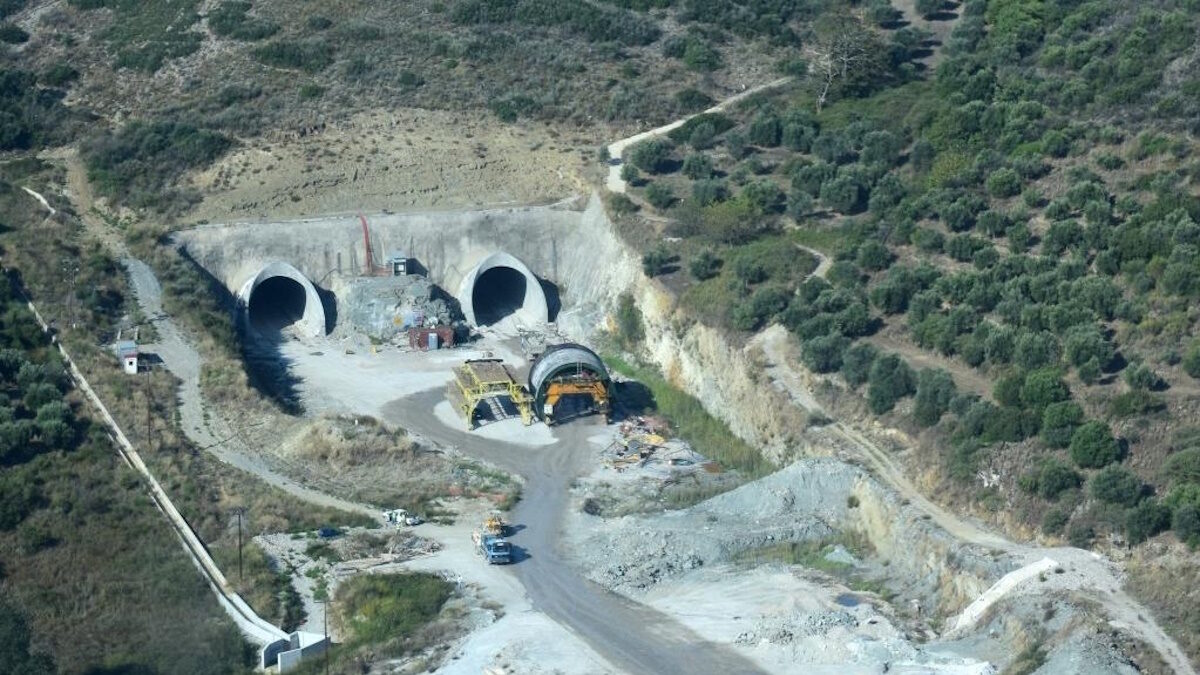 Σήραγγες