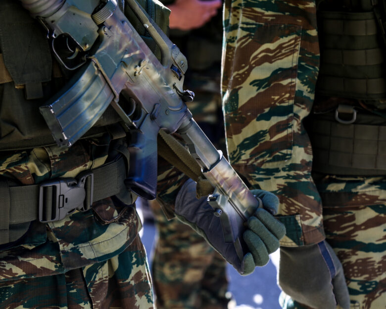 ΣΕΒ: Θα καταβάλλονται κανονικά τα ημερομίσθια στους εφέδρους στρατιωτικούς κατά την διάρκεια της μετεκπαίδευσής τους