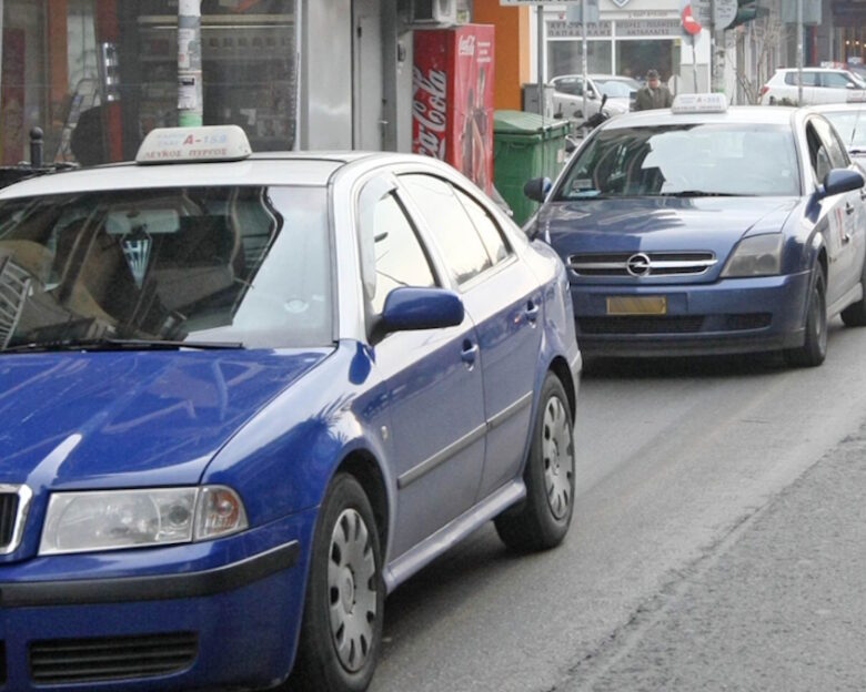 Απολύθηκε ο οδηγός ταξί που χτύπησε 21χρονη στη Θεσσαλονίκη – «Θα κινηθώ νομικά εναντίον του», λέει το θύμα