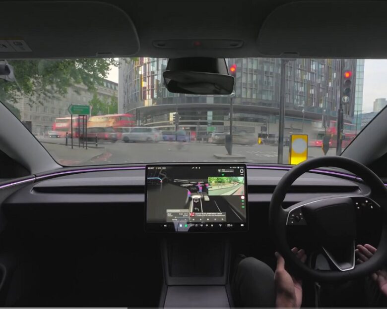 Tesla: Αυτόνομη οδήγηση και στο Λονδίνο