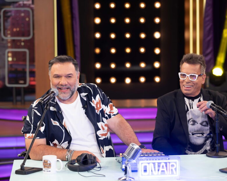 Τζώρτζια Συρίχα, Ιωάννα Στρίγγα και Μάριος Blackman απόψε καλεσμένοι του Γρηγόρη Αρναούτογλου στο The «2Night Show»