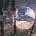 Σύγκρουση αυτοκινήτου με συρμό του προαστιακού στην Πάτρα