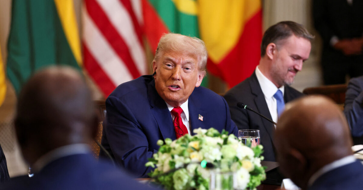 Donald Trump praised the English of the Liberian President, the official language of the country