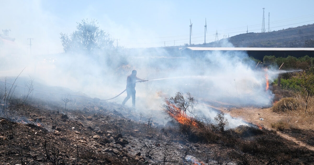 The fires are raging in Turkey: two dead – one organization took responsibility for “dozens of arson”