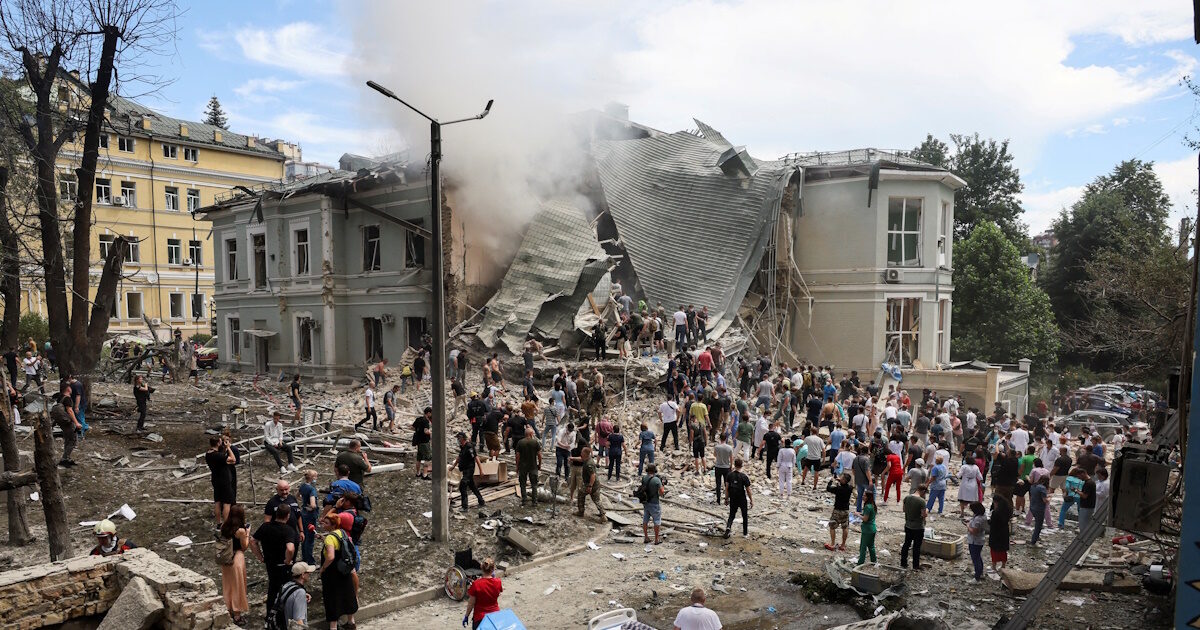 Ukraine: Five dead and 12 injured by Russian bombings in Pokovsk and Donetsk