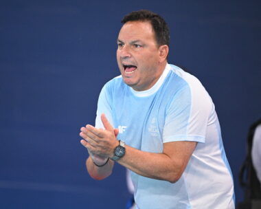 ΑΝΤΩΝΗΣ ΝΙΚΟΛΟΠΟΥΛΟΣ