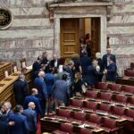 Ένταση στη Βουλή