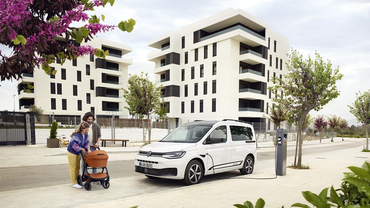vw-caddy-life-ehybrid-