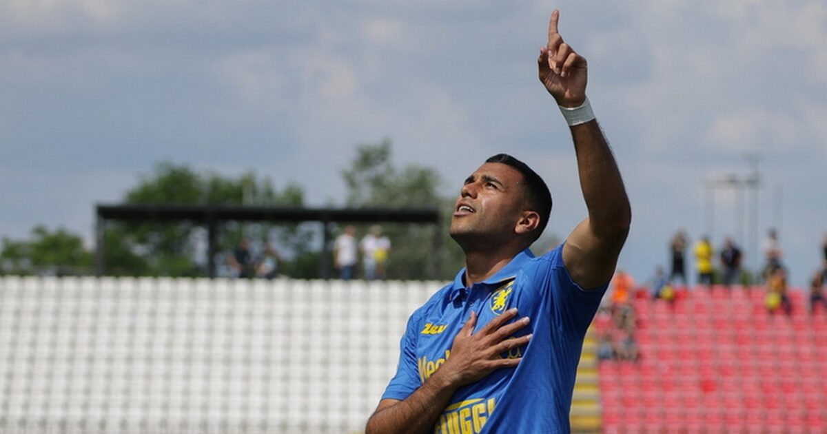 Tuttosport: “PAOK has agreed with Napoli for Kentira, but the player is hesitant”