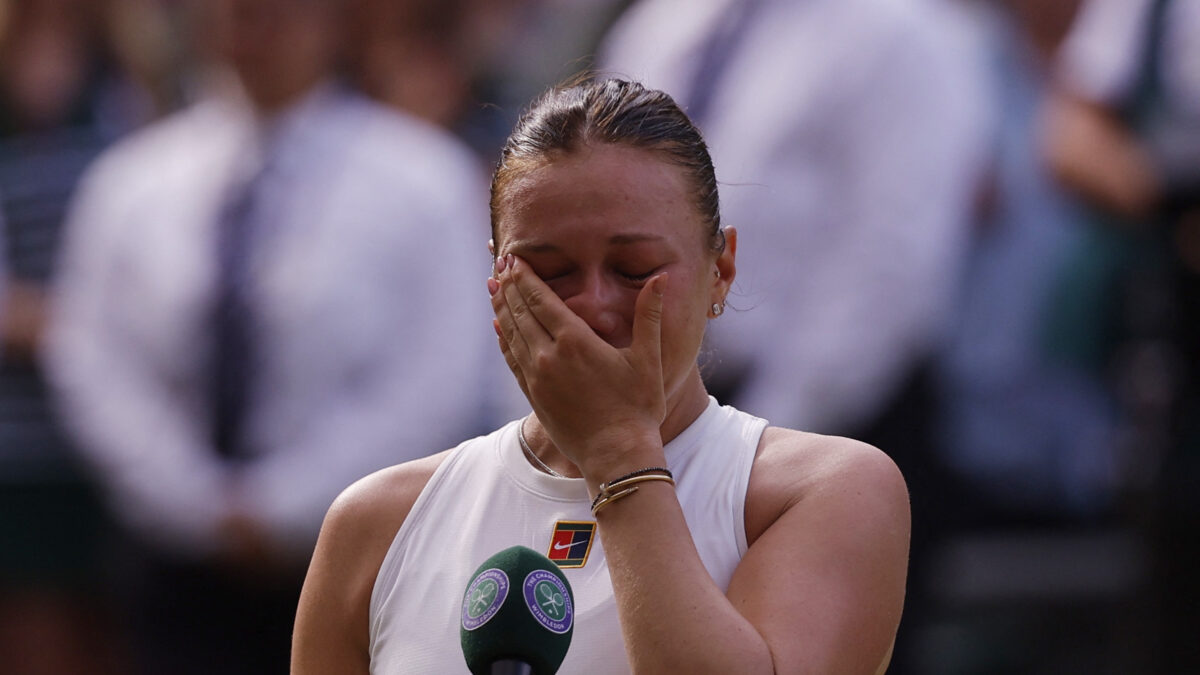 Η Ανισίμοβα μετά τον τελικό του Wimbledon