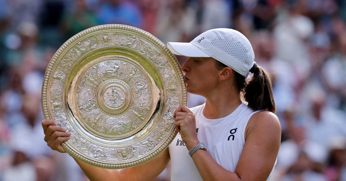 Amanda Anisimova-Iga Sfiodek 0-2: New Queen of Wimbledon The Polish with a stormy appearance