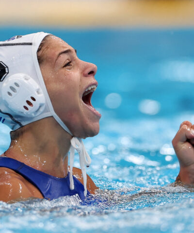 Η Ελένη Ξενάκη πανηγυρίζει για την Ελλάδα