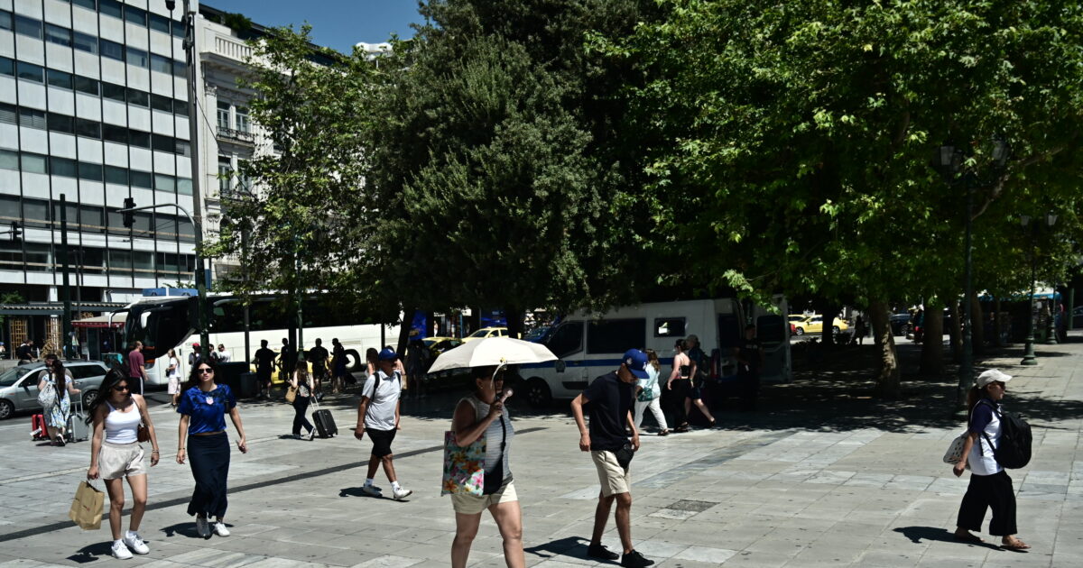Extraordinary measures to deal with heatwave for private sector workers