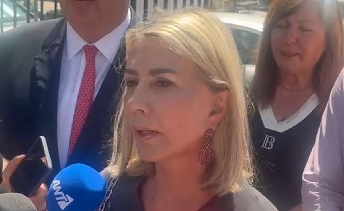 Η Ζέττα Μακρή στα δικαστήρια Βόλου