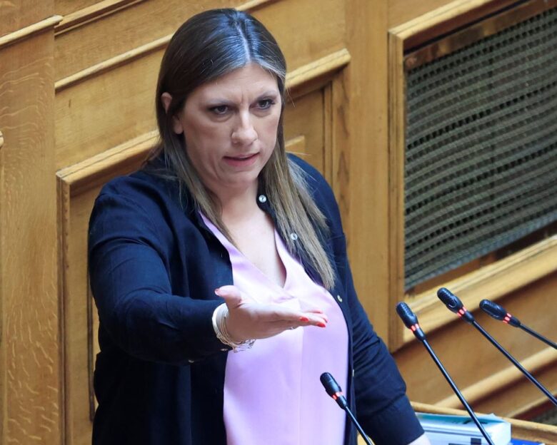Η Ζωή Κωνσταντοπούλου τσακώθηκε με τον αντιπρόεδρο της Βουλής επειδή της έκανε παρατήρηση για τον χρόνο:  «Είστε οι χειρότεροι φασίστες»