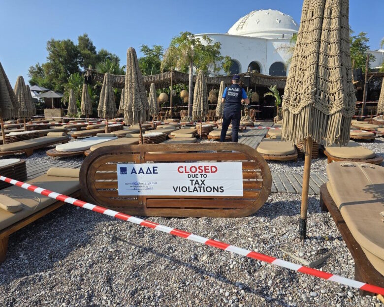 Λουκέτο 48 ωρών και πρόστιμο 10.500 ευρώ από την ΑΑΔΕ σε γνωστό beach bar στην Ρόδο